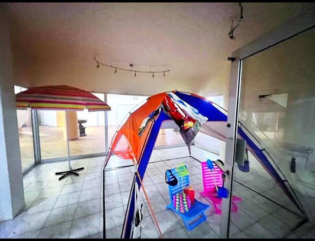 BUSINESS PROPERTY TO RENT IN MARGATE BEACH